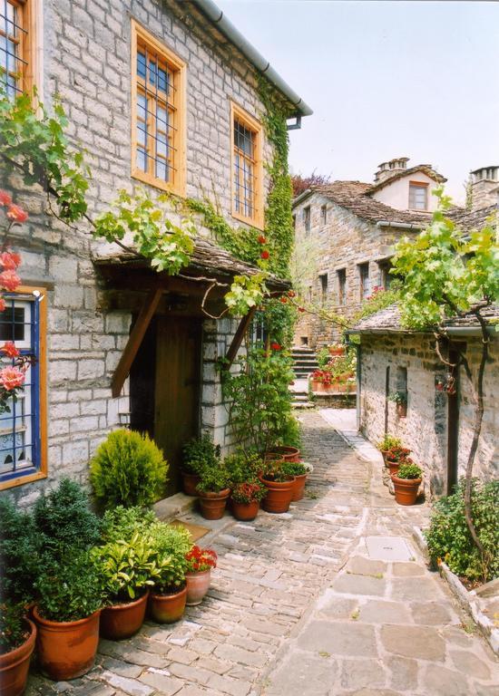 Saxonis Houses & Saxonis Villa Papigko Exterior photo